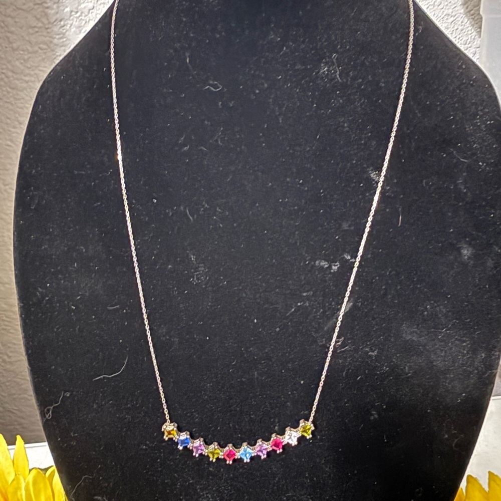 Elegant Multicolor Star Necklace